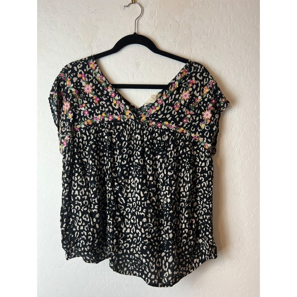 Savanna Jane Sz L Animal Floral Print V Neck Blouse Cropped Flowy Oversize Dropp